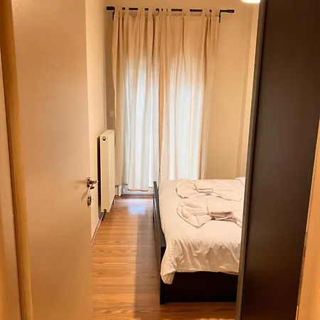 Agias Sofias Apartamento *
